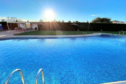 Townhouse for sale in Villamartin, Alicante, Spain 4 bedrooms,  No. 147645 - photo 27