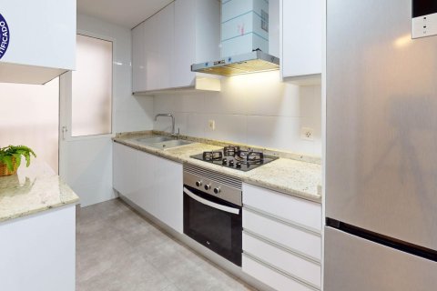 Apartment à vendre à Valencia, Espagne, 4 chambres, 81 m2 No. 147640 - photo 7