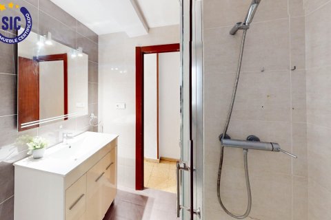 Apartment à vendre à Valencia, Espagne, 4 chambres, 81 m2 No. 147640 - photo 13