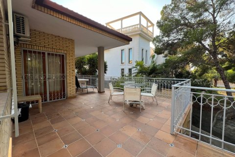 Huvila myytävänä Dehesa De Campoamor, Alicante, Espanja, 4 makuuhuonetta, 328 m2 No. 179580 - kuva 12