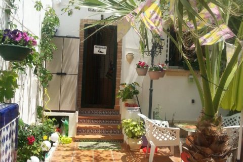 Продажа дуплекса в Вилламартин, Аликанте, Испания 2 спальни, 90м2 №179569 - фото 3