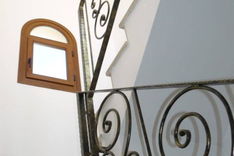 Продажа дуплекса в Вилламартин, Аликанте, Испания 2 спальни, 90м2 №179569 - фото 28