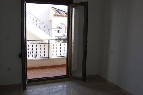 Продажа дуплекса в Вилламартин, Аликанте, Испания 2 спальни, 90м2 №179569 - фото 18
