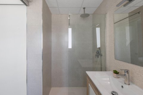 Apartment for sale in Playa Flamenca II, Alicante, Spain 2 bedrooms, 75 sq.m. No. 179579 - photo 19