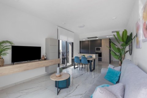 Apartamento en venta en Playa Flamenca II, Alicante, España 2 dormitorios, 75 m2 No. 179579 - foto 14