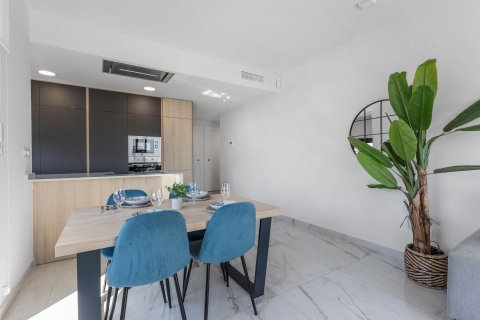 Apartamento en venta en Playa Flamenca II, Alicante, España 2 dormitorios, 75 m2 No. 179579 - foto 12