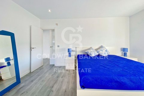 Villa for sale in Empuriabrava, Girona, Spain 4 bedrooms, 370 sq.m. No. 160297 - photo 24