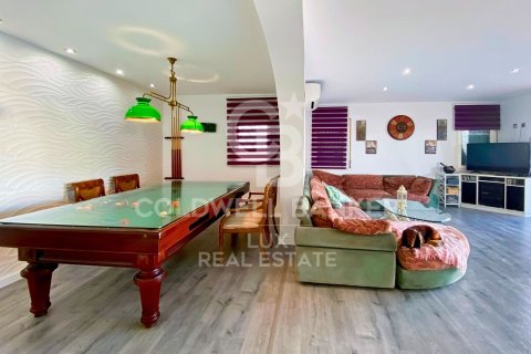 Villa for sale in Empuriabrava, Girona, Spain 4 bedrooms, 370 sq.m. No. 160297 - photo 21
