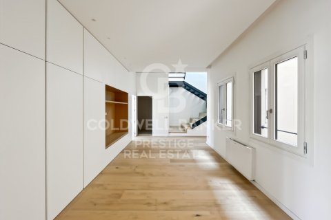 Продажа пентхауса в Барселона, Испания 3 спальни, 219м2 №160295 - фото 17