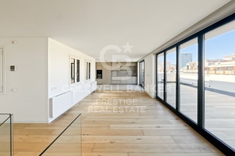 Продажа пентхауса в Барселона, Испания 3 спальни, 219м2 №160295 - фото 2