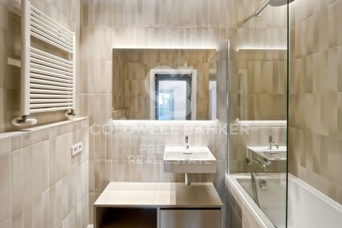 Продажа пентхауса в Барселона, Испания 3 спальни, 219м2 №160295 - фото 30