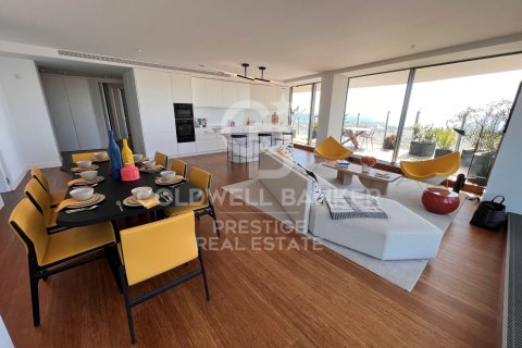 Apartamento en venta en Barcelona, España 3 dormitorios, 194 m2 No. 160298 - foto 3