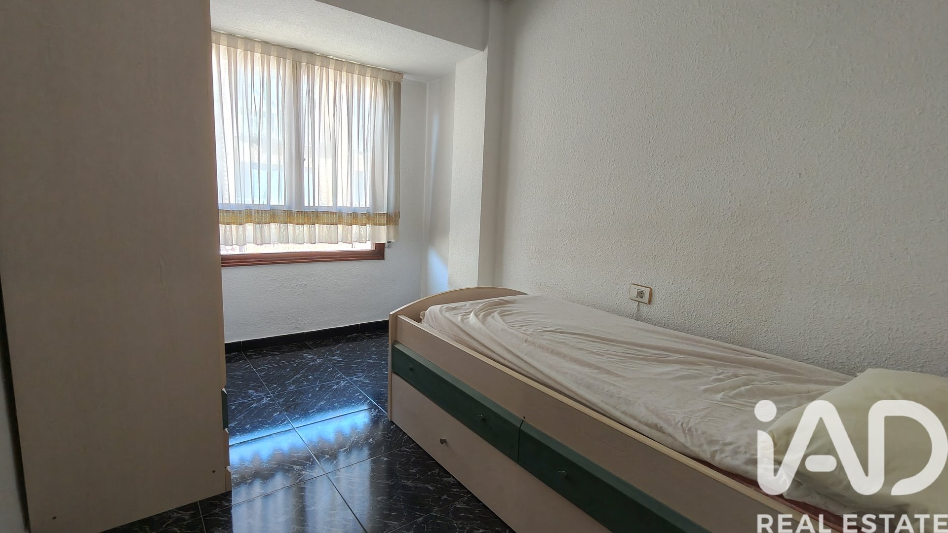 Apartamento en Castellón de la Plana, Castellón, España 4 dormitorios, 103 m2 No. 185488