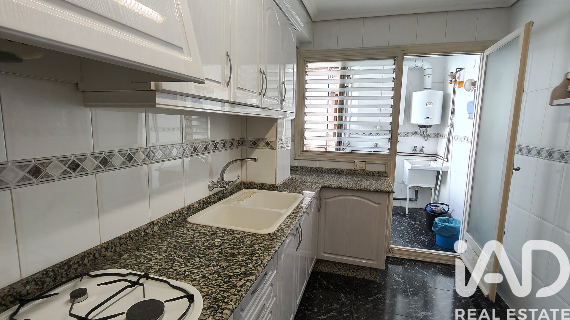 Apartamento en Castellón de la Plana, Castellón, España 4 dormitorios, 103 m2 No. 185488