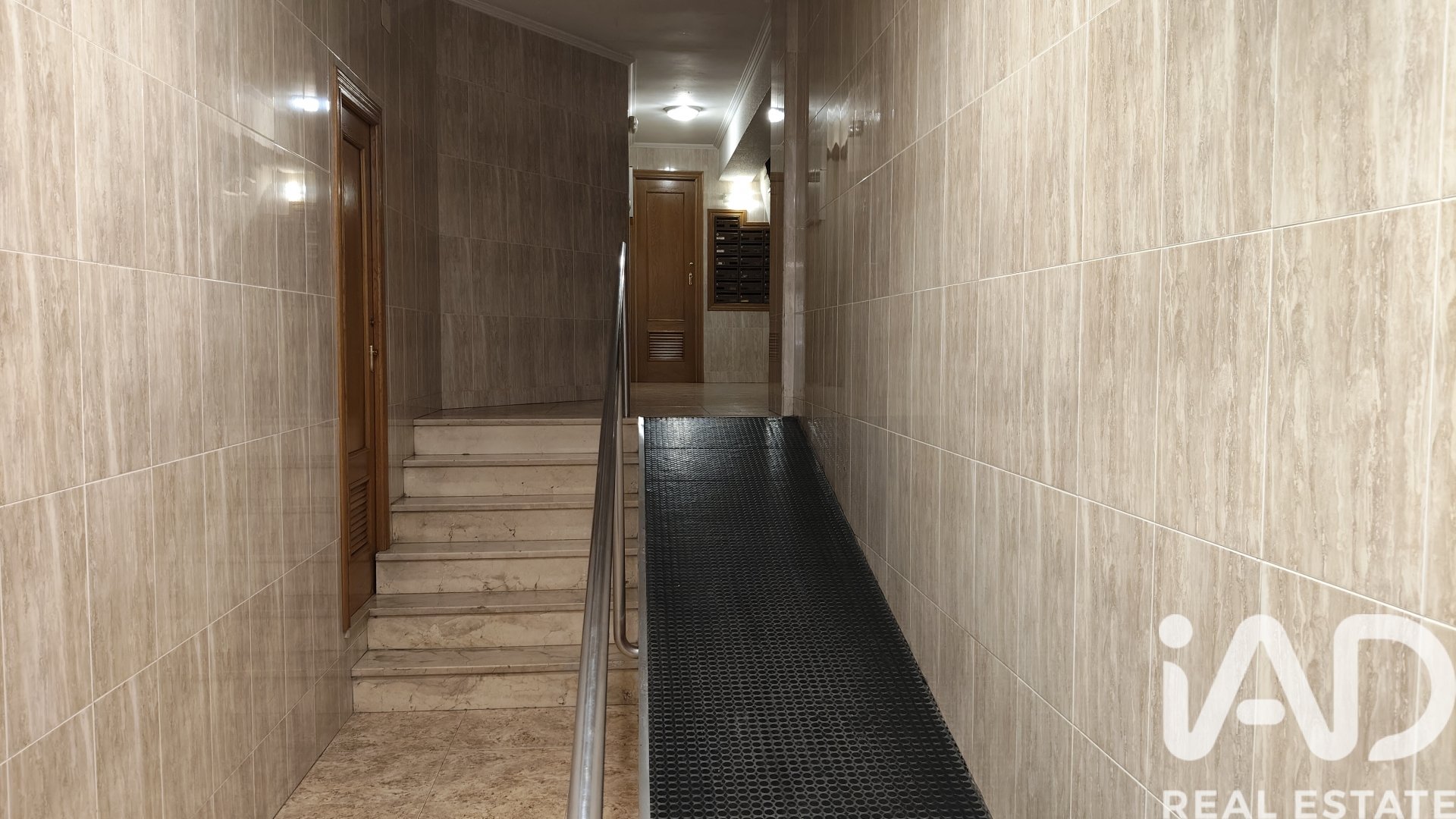 Apartamento en Castellón de la Plana, Castellón, España 4 dormitorios, 103 m2 No. 185488
