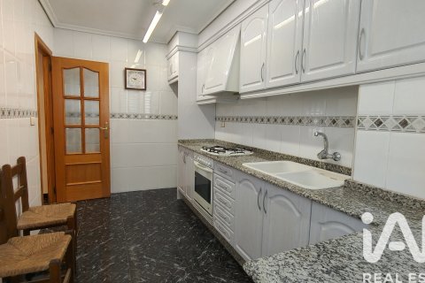 Appartamento in vendita a Castellon de la Plana, Castellon, Spagna 4 camere da letto, 103 mq. N° 185488 - foto 8