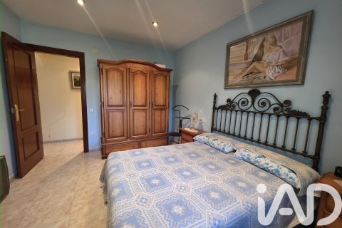 Townhouse for sale in Albesa, Lleida, Spain 4 bedrooms, 186 sq.m. No. 185490 - photo 21