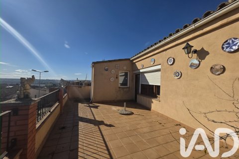 Townhouse for sale in Albesa, Lleida, Spain 4 bedrooms, 186 sq.m. No. 185490 - photo 19