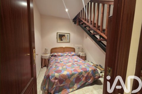 Townhouse for sale in Albesa, Lleida, Spain 4 bedrooms, 186 sq.m. No. 185490 - photo 25