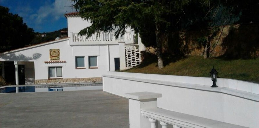 Casa Lloret de Mar, Girona, Spagna 7 camere da letto, 696 mq. N° 97963