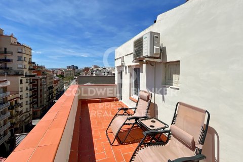 Kattohuoneisto Barcelona, Espanja 2 makuuhuonetta, 62 m2 No. 160167
