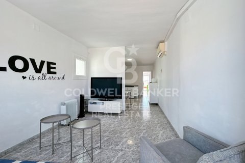 Takvåning till salu i Barcelona, Spanien 2 sovrum, 62 kvm. Nr. 160167 - foto 6