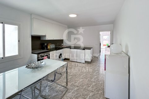 Penthouse w Barcelona, Hiszpania 2 sypialnie, 62 mkw. nr 160167 – zdjęcie 8