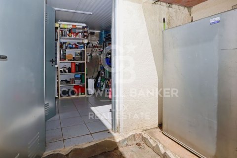 House for sale in Empuriabrava, Girona, Spain 5 bedrooms, 279 sq.m. No. 160170 - photo 30