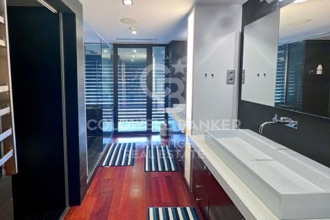 Takvåning till salu i Barcelona, Spanien 5 sovrum, 312 kvm. Nr. 160169 - foto 18