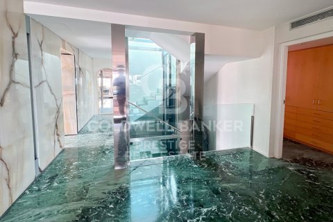 Takvåning till salu i Barcelona, Spanien 5 sovrum, 312 kvm. Nr. 160169 - foto 9