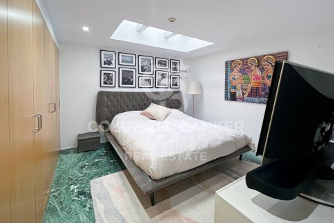 Takvåning till salu i Barcelona, Spanien 5 sovrum, 312 kvm. Nr. 160169 - foto 16