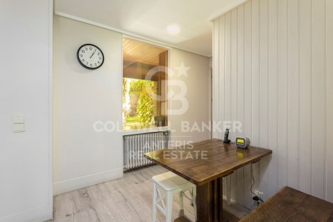 Villa à vendre à Barcelona, Espagne, 5 chambres, 678 m2 No. 160165 - photo 27