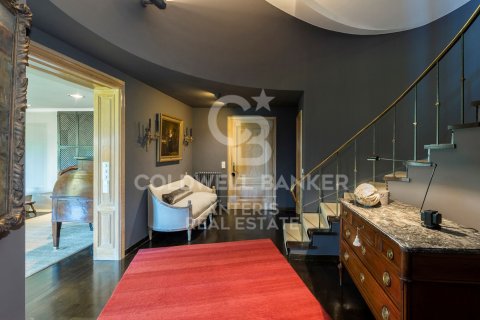 Villa à vendre à Barcelona, Espagne, 5 chambres, 678 m2 No. 160165 - photo 17