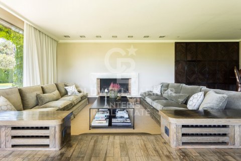 Villa à vendre à Barcelona, Espagne, 5 chambres, 678 m2 No. 160165 - photo 20