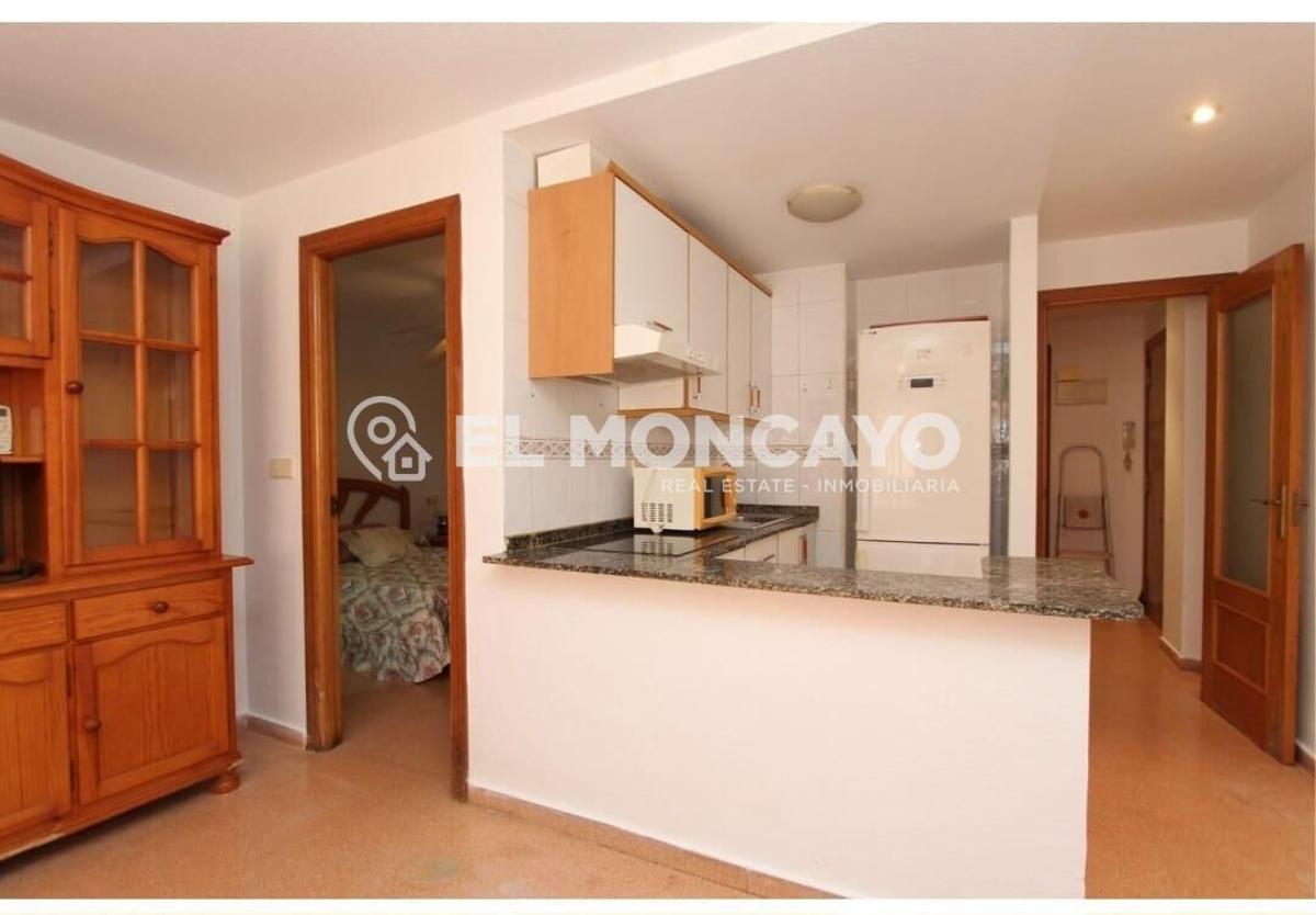Apartment in Guardamar del Segura, Alicante, Spain 1 bedroom, 49 sq.m. No. 183740