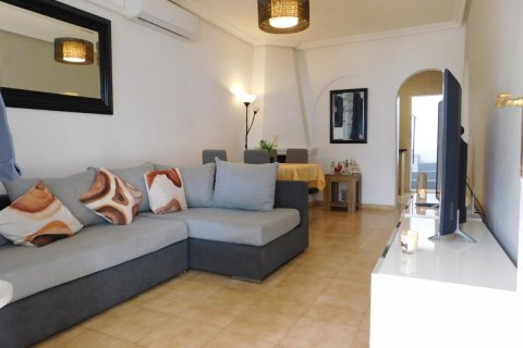 Townhouse for sale in Alicante, Spain 2 bedrooms, 71 sq.m. No. 183738 - photo 10