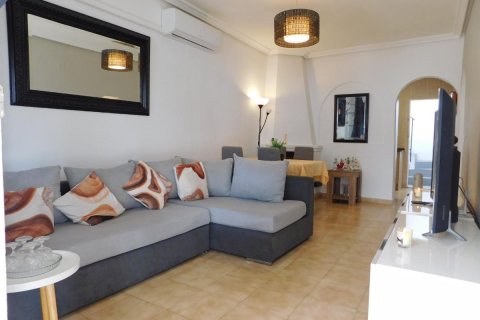 Townhouse for sale in Alicante, Spain 2 bedrooms, 71 sq.m. No. 183738 - photo 8