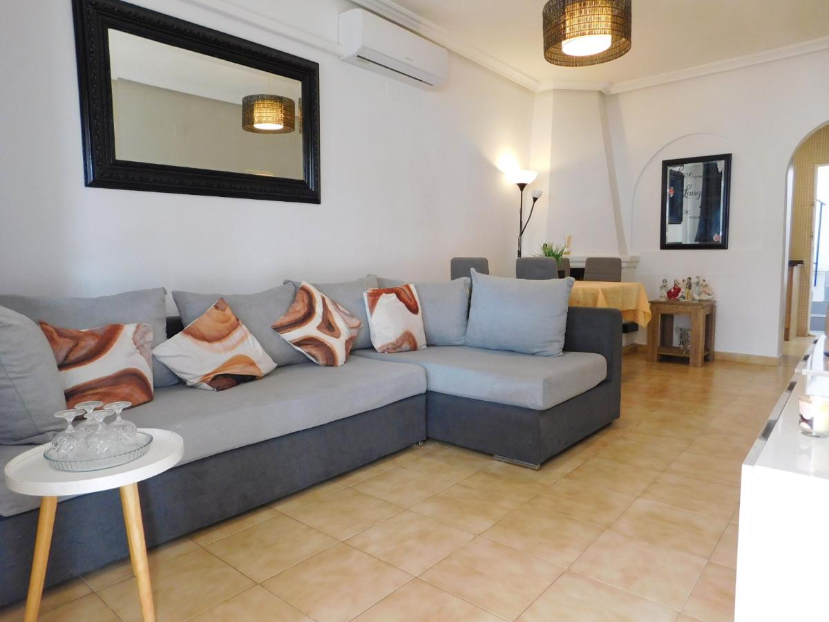Villetta a schiera a Alicante, Spagna 2 camere da letto, 71 mq. N° 183738
