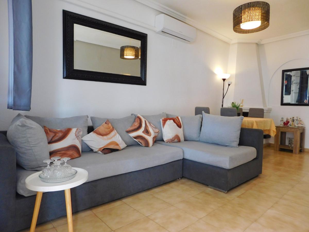 Villetta a schiera a Alicante, Spagna 2 camere da letto, 71 mq. N° 183738