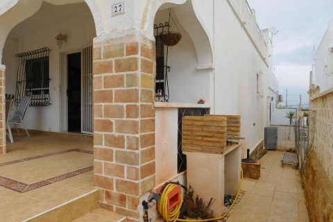 Townhouse for sale in Alicante, Spain 2 bedrooms, 71 sq.m. No. 183738 - photo 29