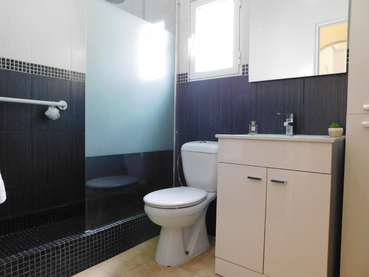 Villetta a schiera a Alicante, Spagna 2 camere da letto, 71 mq. N° 183738