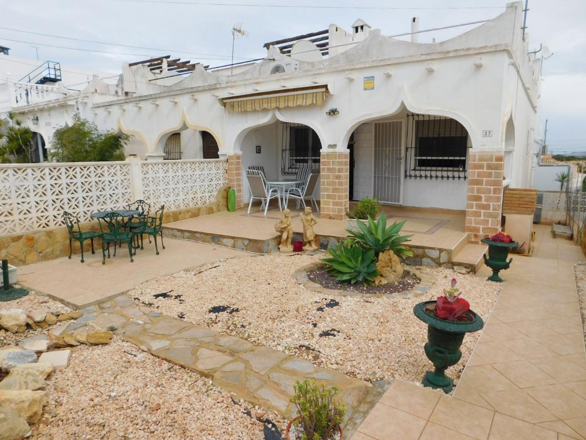 Villetta a schiera a Alicante, Spagna 2 camere da letto, 71 mq. N° 183738