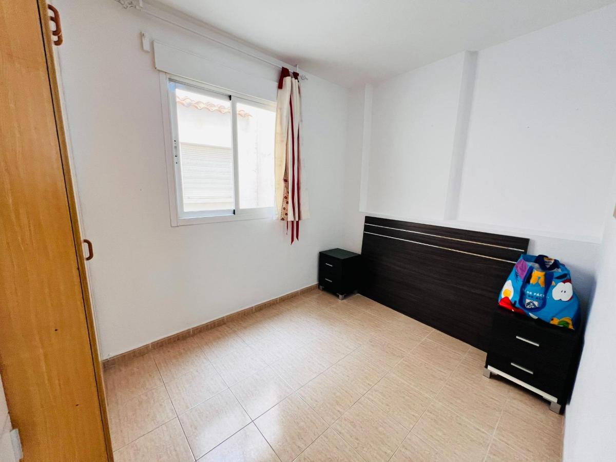 Apartamento en Torrevieja, Alicante, España 2 dormitorios, 57 m2 No. 183741