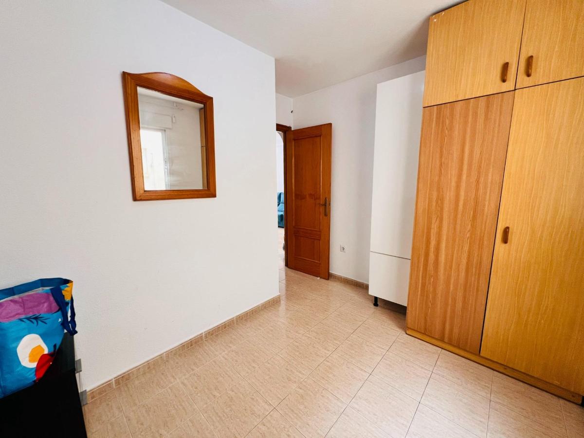 Apartamento en Torrevieja, Alicante, España 2 dormitorios, 57 m2 No. 183741