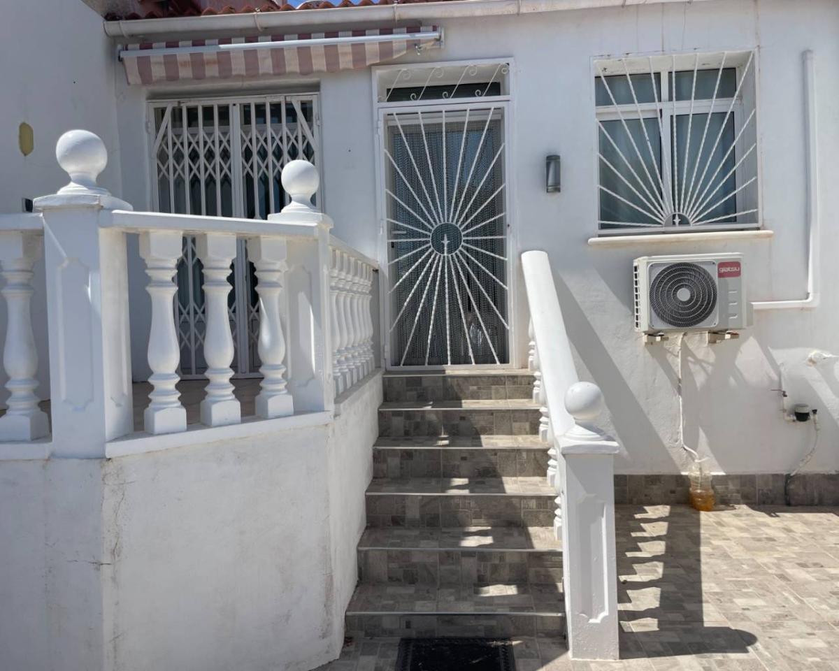Villa a Ciudad Quesada, Alicante, Spagna 2 camere da letto,  N° 183737