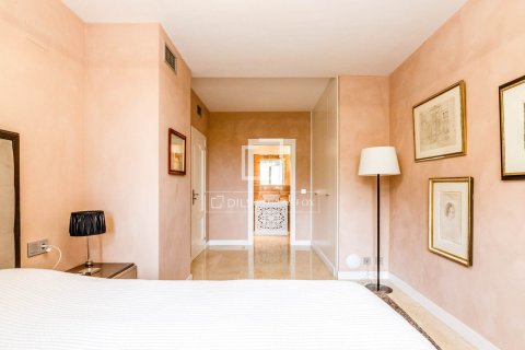 Villa till salu i Sitges, Barcelona, Spanien 3 sovrum, 366 kvm. Nr. 150972 - foto 16