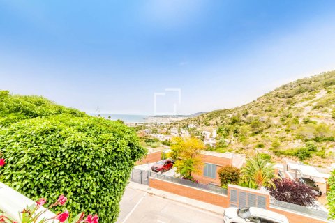 Villa till salu i Sitges, Barcelona, Spanien 3 sovrum, 366 kvm. Nr. 150972 - foto 3