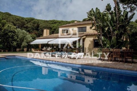 Willa w Lloret de Mar, Girona, Hiszpania 4 sypialnie, 550 mkw. nr 176748