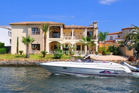 Villa in vendita a Empuriabrava, Girona, Spagna 546 mq. N° 176750 - foto 2