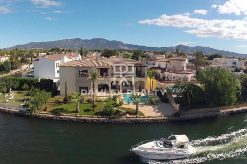 Willa w Empuriabrava, Girona, Hiszpania 546 mkw. nr 176750